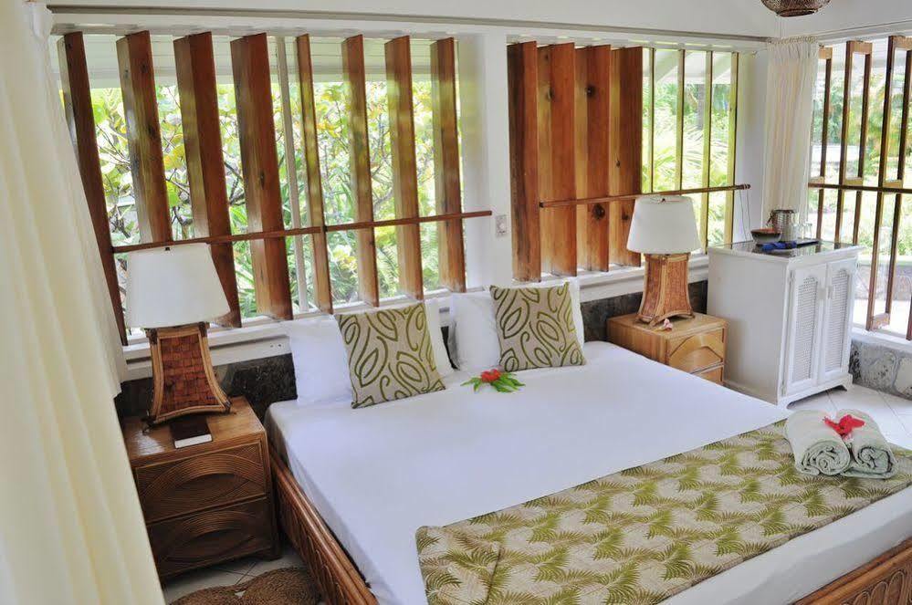 Young Island Resort Calliaqua 外观 照片