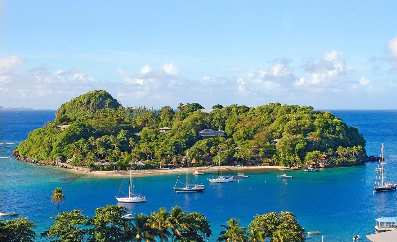 Young Island Resort Calliaqua 外观 照片