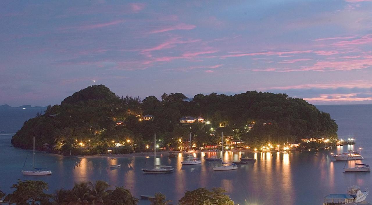 Young Island Resort Calliaqua 外观 照片